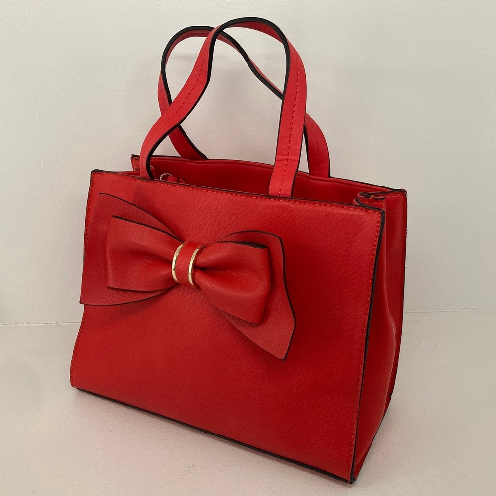Apt 9 Red‎ Handbag Vegan Leather Bow Accent Elegant Casual Flirty Twee Scandi